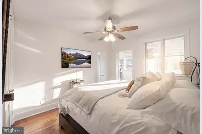 319 C Street SE, Washington, DC 20003 - Photo 37