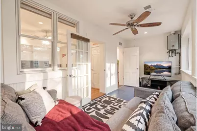 319 C Street SE, Washington, DC 20003 - Photo 25