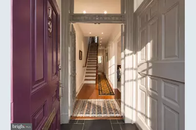 319 C Street SE, Washington, DC 20003 - Photo 3