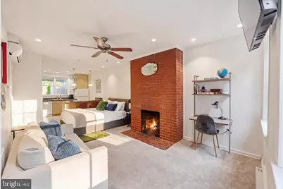 319 C Street SE, Washington, DC 20003 - Photo 57