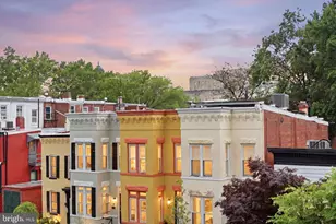 319 C St SE, Washington, DC 20003 - Photo 35