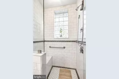 319 C Street SE, Washington, DC 20003 - Photo 25