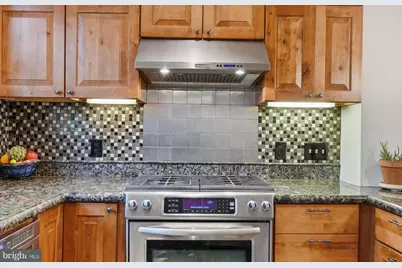 319 C Street SE, Washington, DC 20003 - Photo 19