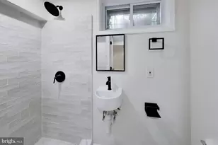 186 Forrester St SW, Washington, DC 20032 - Photo 23