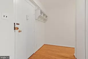 4201 Cathedral Ave NW, Washington, DC 20016 - Photo 23