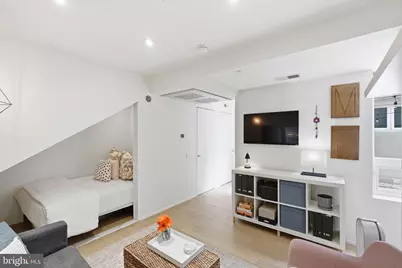 2424 17th Street NW #104, Washington, DC 20009 - Photo 5