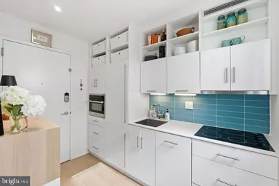 2424 17th Street NW #104, Washington, DC 20009 - Photo 7