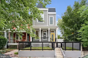 2105 4th St NE, Washington, DC 20002 - Photo 31