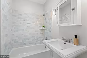 1426 Massachusetts Ave SE, Washington, DC 20003 - Photo 9