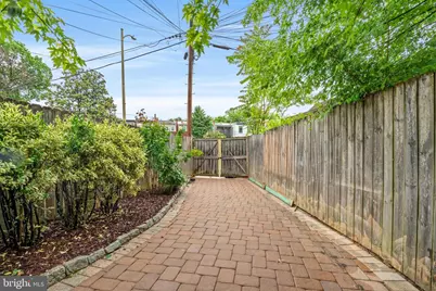1426 Massachusetts Avenue SE, Washington, DC 20003 - Photo 15
