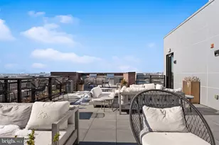 37 L St SE, Washington, DC 20003 - Photo 9
