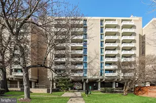 240 M St SW, Washington, DC 20024 - Photo 15