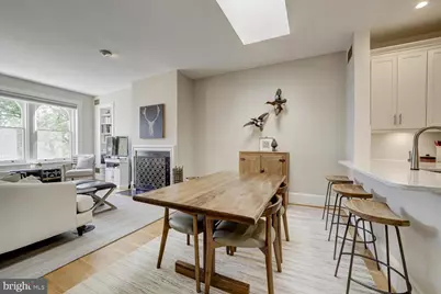308 East Capitol Street NE #8, Washington, DC 20003 - Photo 5