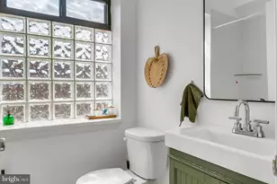 5754 Colorado Ave NW, Washington, DC 20011 - Photo 9