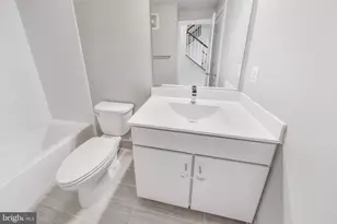915 Elder St NW, Washington, DC 20012 - Photo 23