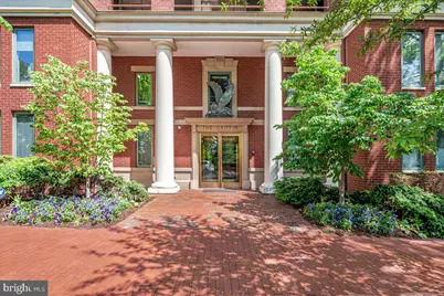955 26th Street NW #707, Washington, DC 20037 - Photo 1
