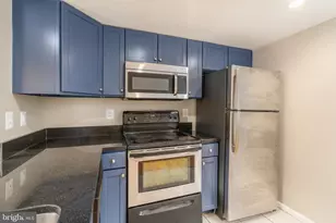 1225 13th St NW, Washington, DC 20005 - Photo 11