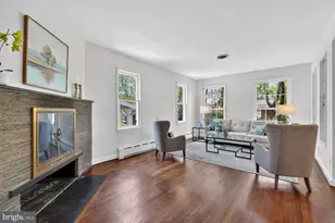 4425 P St NW, Washington, DC 20007 - Photo 3