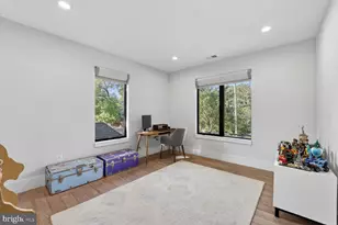 5310 Dorsett Pl NW, Washington, DC 20016 - Photo 31