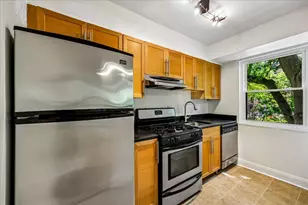 1801 Clydesdale Pl NW, Washington, DC 20009 - Photo 5