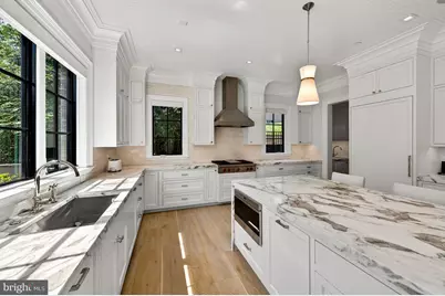 4432 Chestnut Lane NW, Washington, DC 20007 - Photo 15