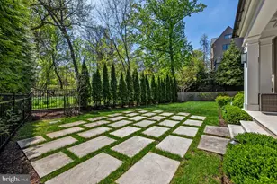 4432 Chestnut Ln NW, Washington, DC 20007 - Photo 11