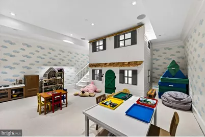 4432 Chestnut Lane NW, Washington, DC 20007 - Photo 37