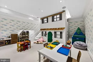 4432 Chestnut Ln NW, Washington, DC 20007 - Photo 37