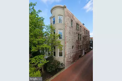 631 Constitution Avenue NE, Washington, DC 20002 - Photo 1
