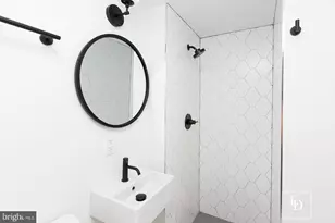 631 Constitution Ave NE, Washington, DC 20002 - Photo 43