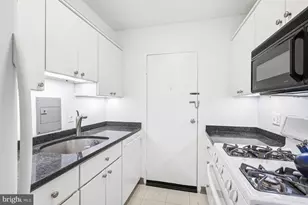 5406 Connecticut Ave NW, Washington, DC 20015 - Photo 7
