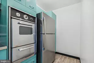 2401 H St NW, Washington, DC 20037 - Photo 3