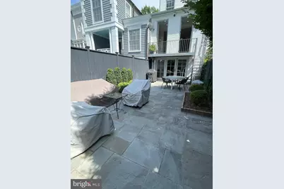2802 P Street NW, Washington, DC 20007 - Photo 3