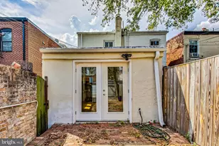524 10th St SE, Washington, DC 20003 - Photo 31