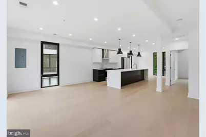 1810 Central Place NE #2, Washington, DC 20002 - Photo 7