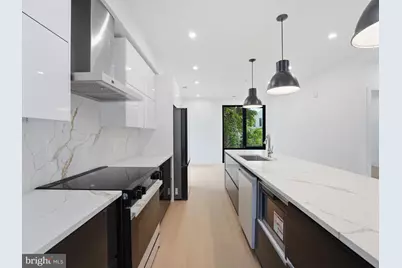 1810 Central Place NE #2, Washington, DC 20002 - Photo 5