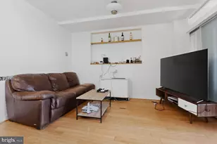 940 25th St NW, Washington, DC 20037 - Photo 5