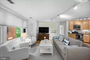 4840 MacArthur Blvd NW, Washington, DC 20007 - Photo 5