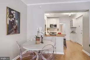 1 Scott Cir NW, Washington, DC 20036 - Photo 13