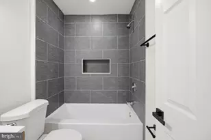 4616 Hanna Pl SE, Washington, DC 20019 - Photo 29