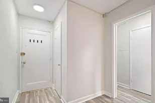2325 42nd St NW, Washington, DC 20007 - Photo 3