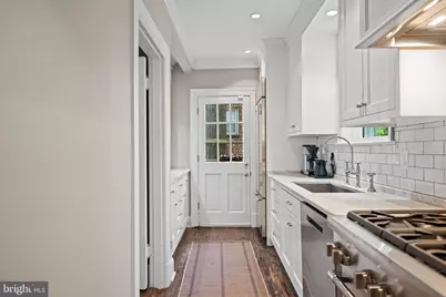 3701 Jocelyn Street NW, Washington, DC 20015 - Photo 17