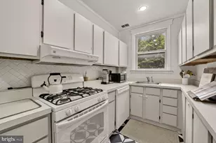 1605 44th St NW, Washington, DC 20007 - Photo 11
