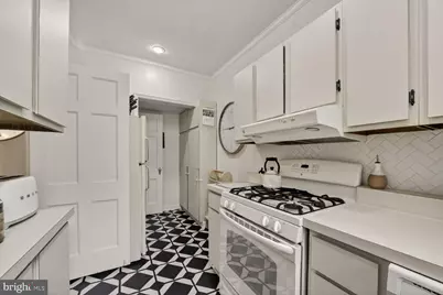 1605 44th Street NW, Washington, DC 20007 - Photo 13