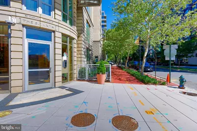 301 Massachusetts Avenue NW #204, Washington, DC 20001 - Photo 29