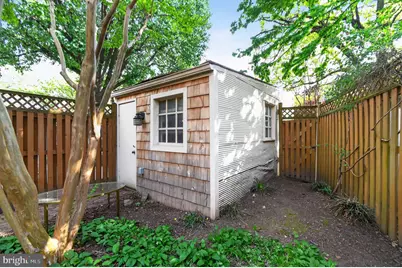 1319 Massachusetts SE, Washington, DC 20003 - Photo 29