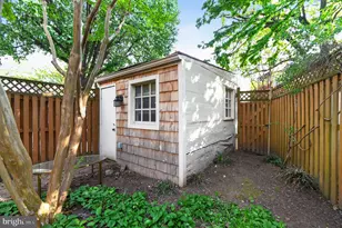 1319 Massachusetts SE, Washington, DC 20003 - Photo 29