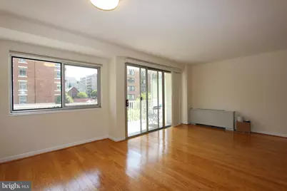 730 24th NW #308, Washington, DC 20037 - Photo 3