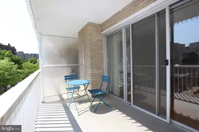 730 24th NW #308, Washington, DC 20037 - Photo 11