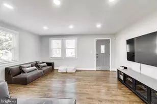 4609 Hillside Rd SE, Washington, DC 20019 - Photo 7